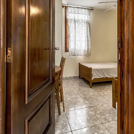 Two Bedroom Bungalow In Playa Las Americas